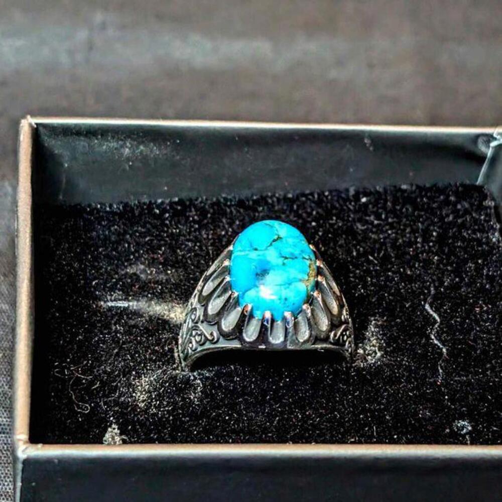 This is a Gorgeous hand made Turkish Turquoise Ring 925 sterling Silver Size 8